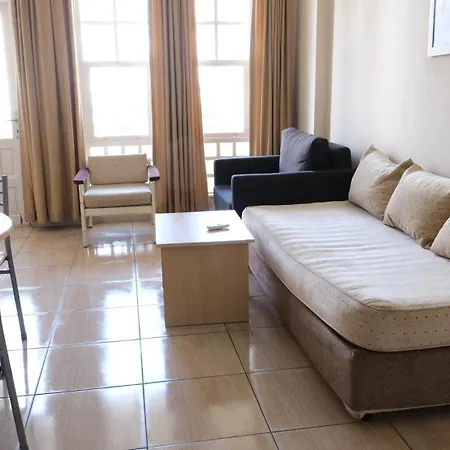 Isabella Aparthotel 2*