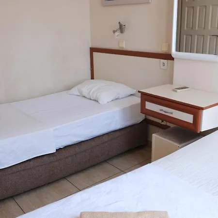 Isabella 公寓式酒店 阿拉尼亚